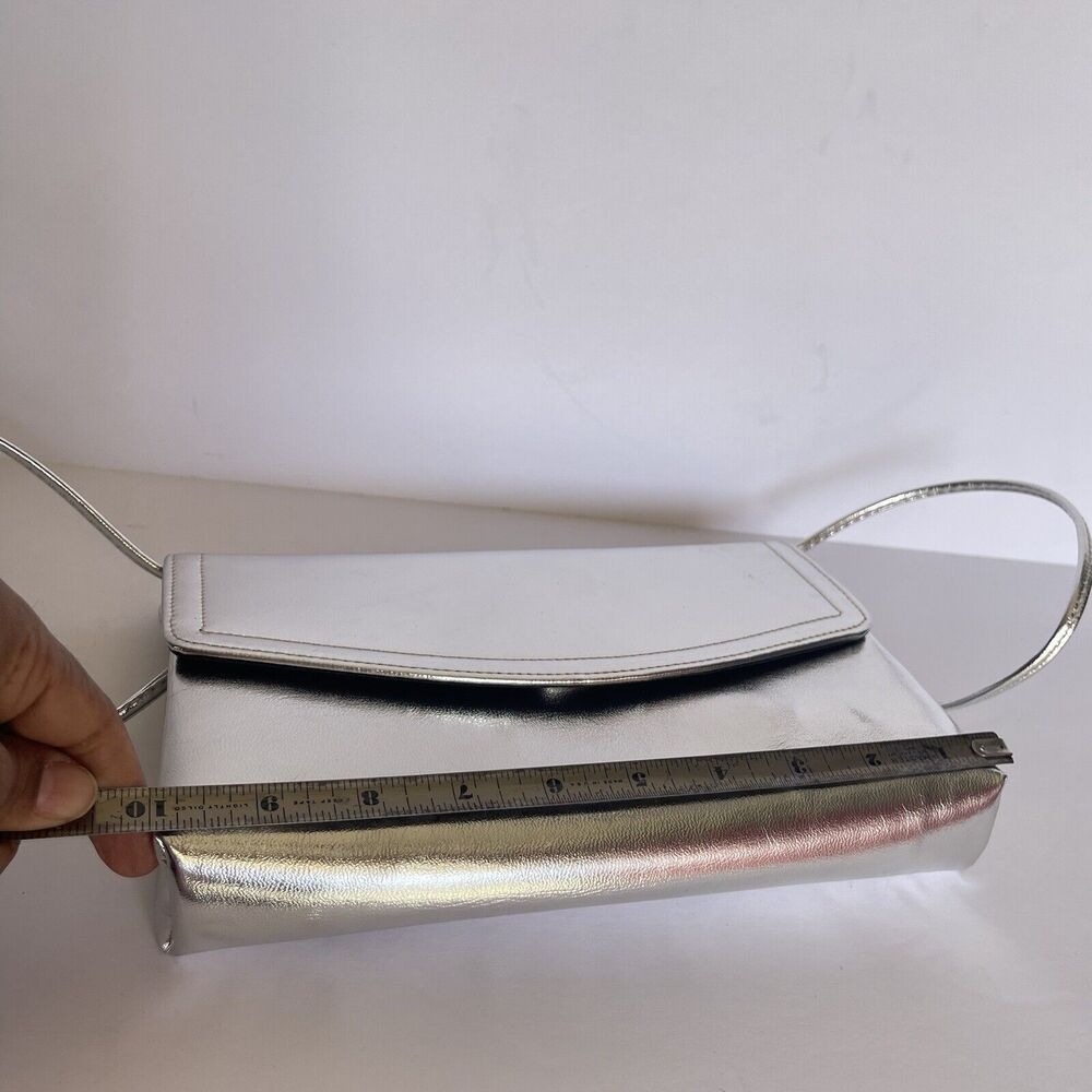Vintage Women Silver Crossbody Bag - Picture 7 of 12
